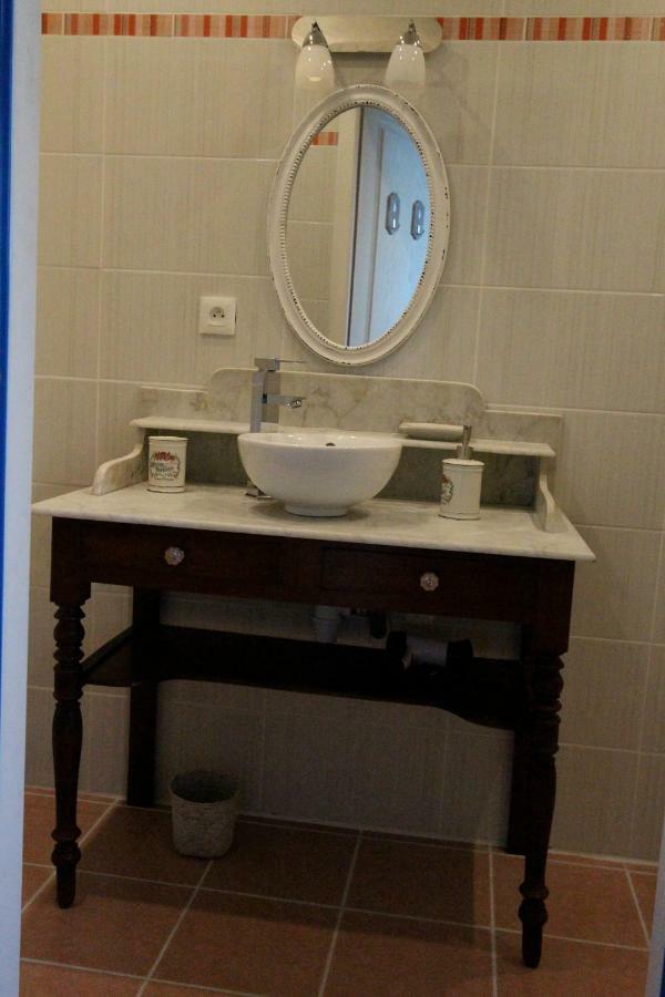 Le Domaine Du Mijarnier Bed and Breakfast Montbeugny Εξωτερικό φωτογραφία