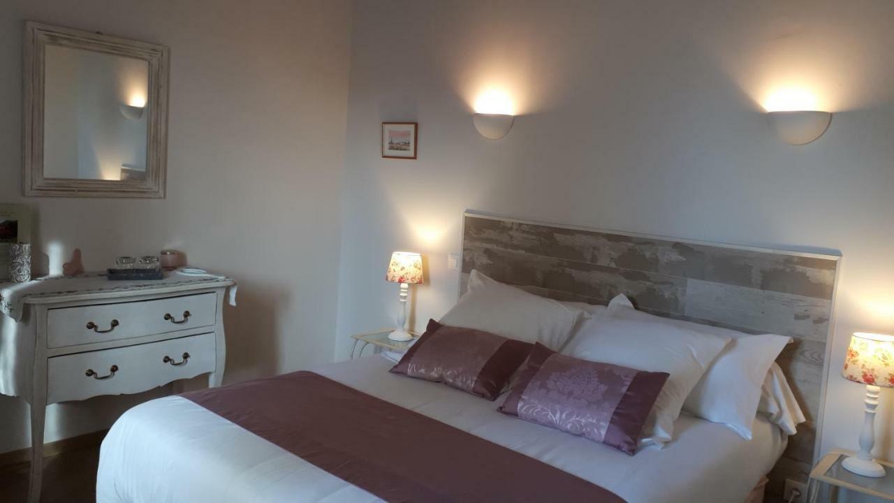 Le Domaine Du Mijarnier Bed and Breakfast Montbeugny Εξωτερικό φωτογραφία